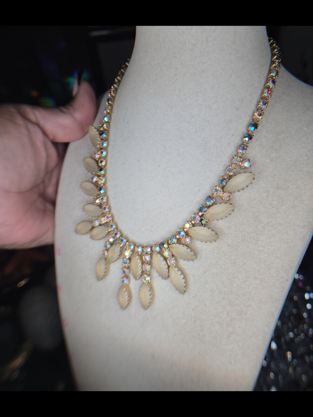 Stunning Vintage Juliana DeLizza & Elster Cream Frosted Amber AB Demi Parure Set - Picture 7 of 11